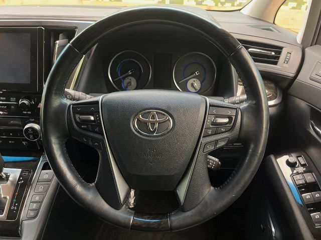 TOYOTA ALPHARD hybrid 4WD 2016