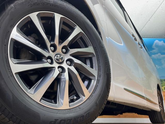 TOYOTA ALPHARD hybrid 4WD 2016