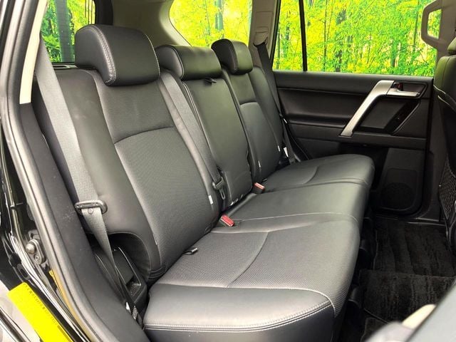 TOYOTA LANDCRUISER PRADO 2023