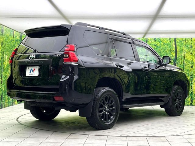 TOYOTA LANDCRUISER PRADO 2023