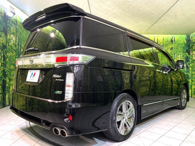 NISSAN ELGRAND 2012