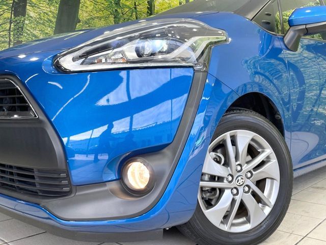 TOYOTA SIENTA 2017