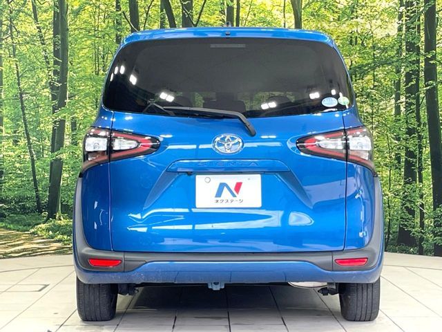 TOYOTA SIENTA 2017