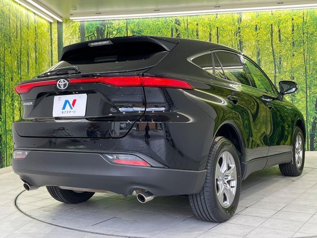 TOYOTA HARRIER 4WD 2023