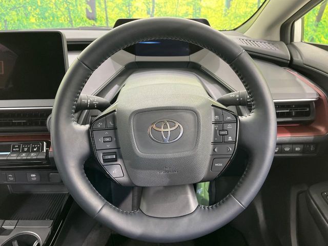 TOYOTA PRIUS 4WD 2023