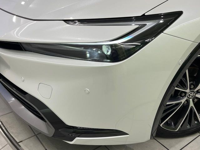 TOYOTA PRIUS 4WD 2023