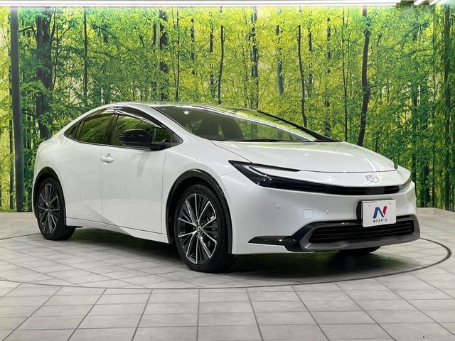 TOYOTA PRIUS 4WD 2023