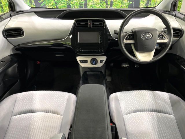 TOYOTA PRIUS 4WD 2016