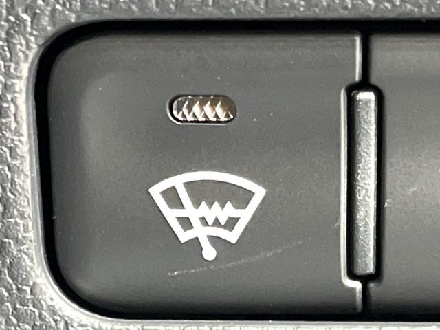 TOYOTA PRIUS 4WD 2016