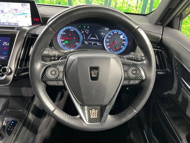 TOYOTA CROWN sedan hybrid 2019