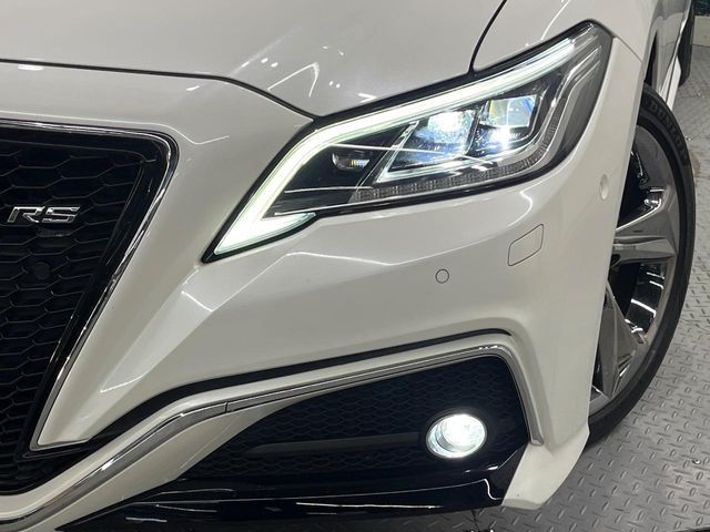 TOYOTA CROWN sedan hybrid 2019