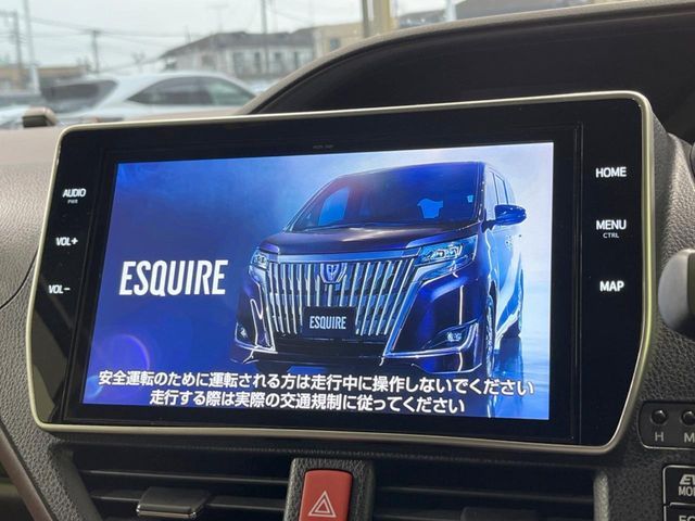 TOYOTA ESQUIRE HYBRID 2018