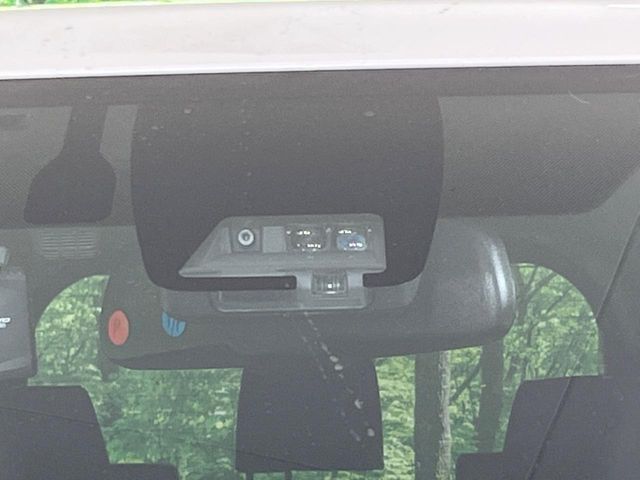 TOYOTA ESQUIRE HYBRID 2018