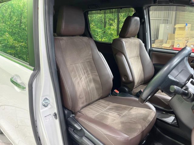 TOYOTA ESQUIRE HYBRID 2018