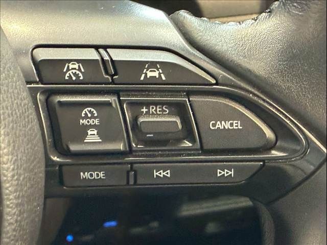 TOYOTA SIENTA HYBRID 2022