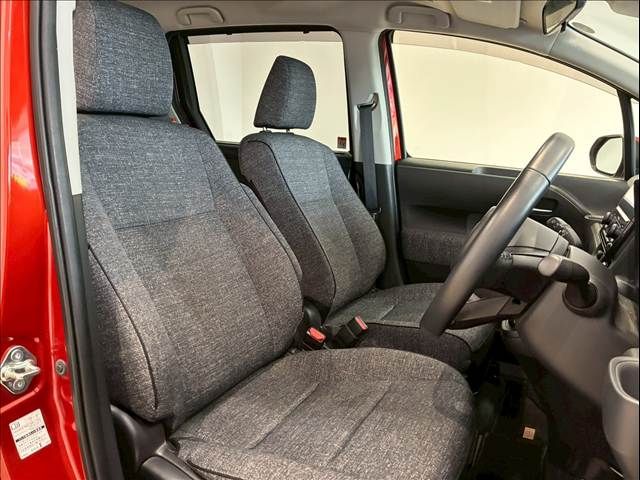 TOYOTA SIENTA HYBRID 2022