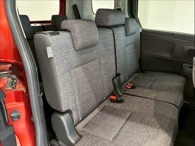 TOYOTA SIENTA HYBRID 2022