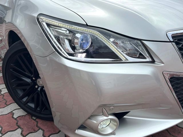 TOYOTA CROWN sedan 2014