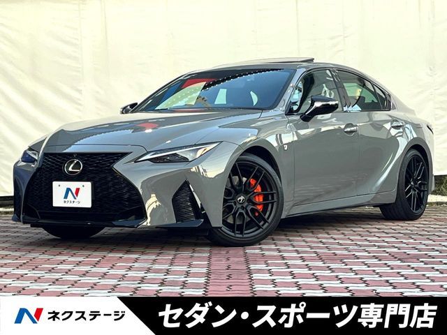 TOYOTA LEXUS IS300h 2023