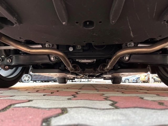 TOYOTA LEXUS IS300h 2023