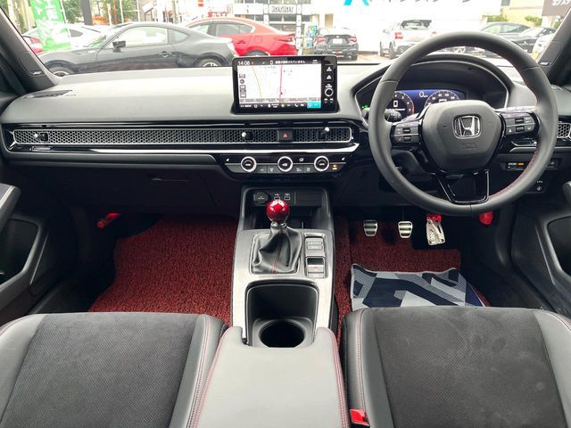 HONDA CIVIC hatchback 2023