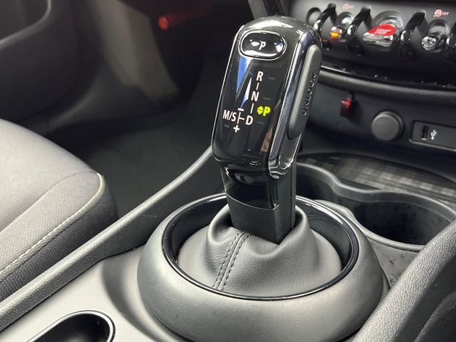 BMW MINI ONE CLUBMAN 2020