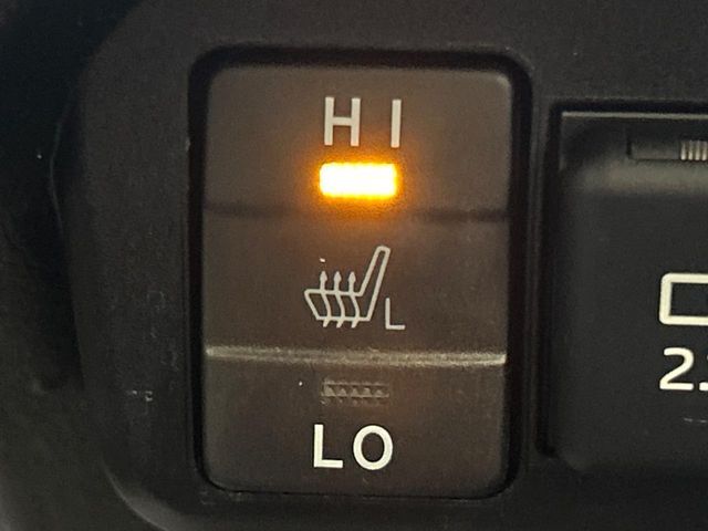 TOYOTA SIENTA HYBRID 2019