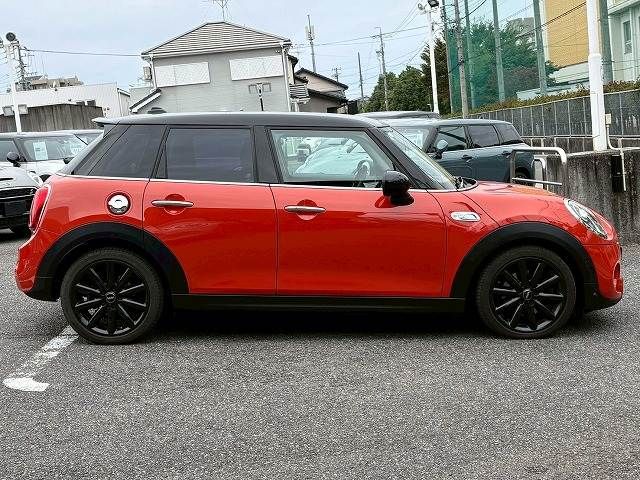BMW MINI COOPER SD 5DOOR 2018