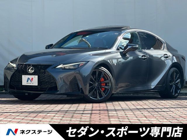 TOYOTA LEXUS IS300h 2023