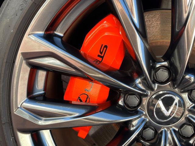 TOYOTA LEXUS IS300h 2023