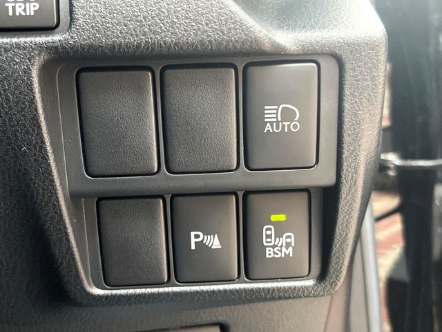 TOYOTA LEXUS IS300 2018