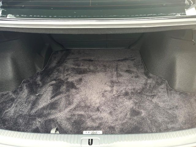 TOYOTA LEXUS IS300 2018