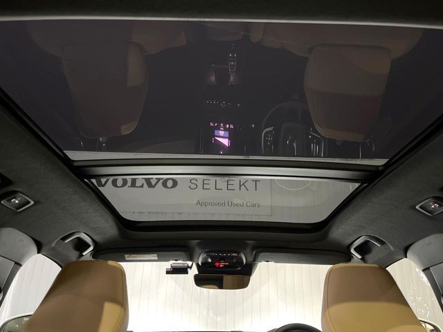 VOLVO VOLVO XC40 2021