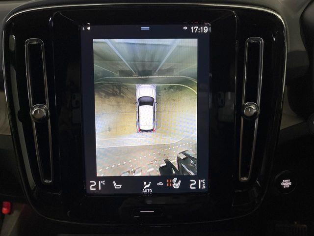 VOLVO VOLVO XC40 2021