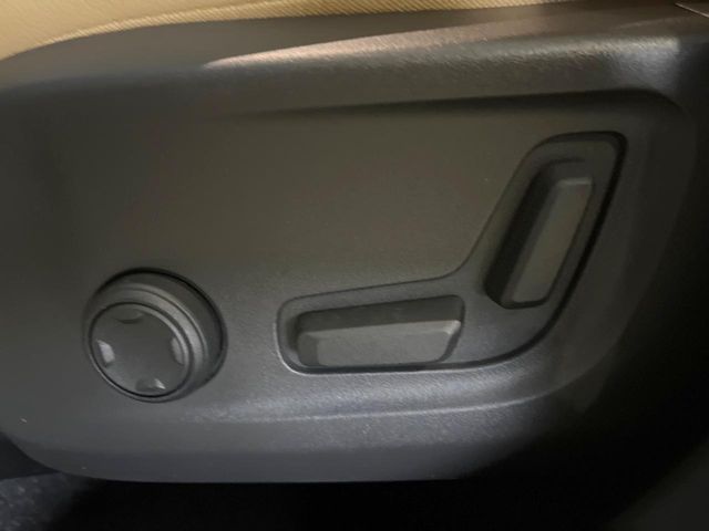 VOLVO VOLVO XC40 2021