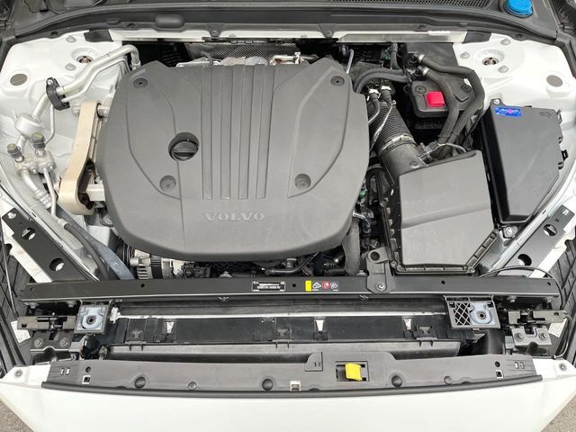 VOLVO VOLVO V60 CROSS COUNTRY 2022