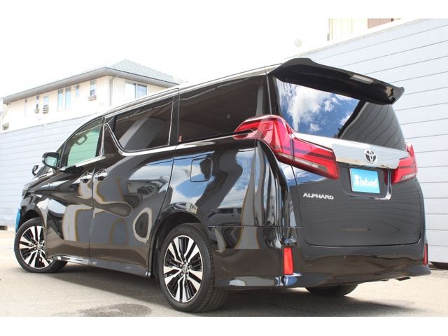 TOYOTA ALPHARD 2023