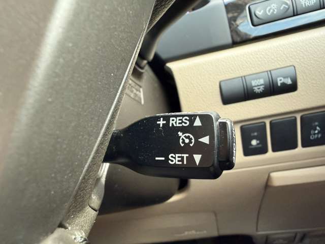 TOYOTA VELLFIRE  HYBRID 4WD 2013