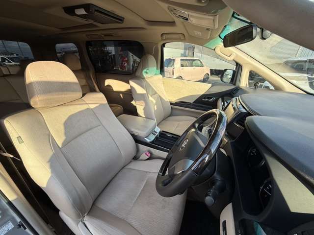 TOYOTA VELLFIRE  HYBRID 4WD 2013