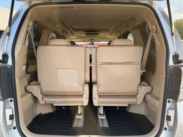 TOYOTA VELLFIRE  HYBRID 4WD 2013