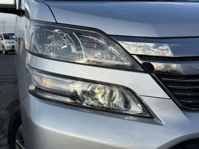 TOYOTA VELLFIRE  HYBRID 4WD 2013