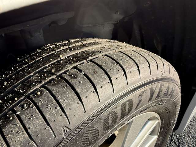 TOYOTA VELLFIRE  HYBRID 4WD 2013