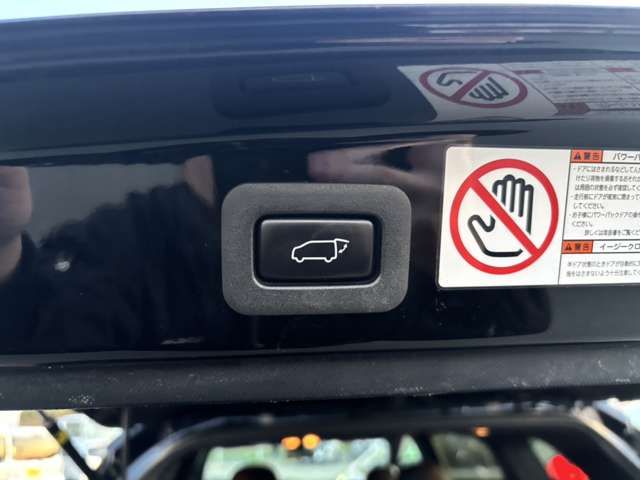 TOYOTA ESTIMA  4WD 2017