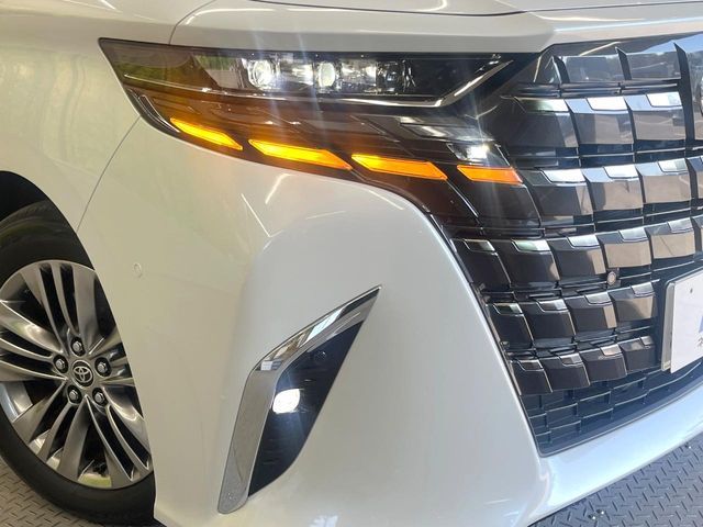 TOYOTA ALPHARD 2024