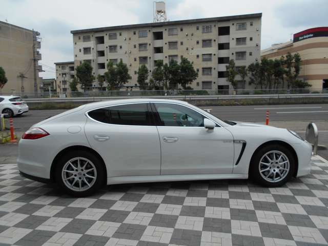 PORSCHE PORSCHE PANAMERA 2013