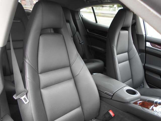 PORSCHE PORSCHE PANAMERA 2013