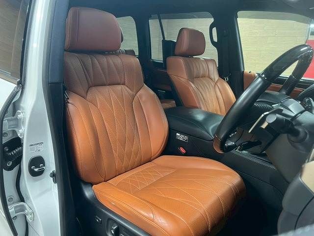 TOYOTA LEXUS LX570 AWD 2019