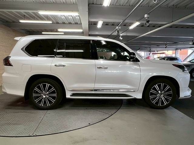 TOYOTA LEXUS LX570 AWD 2019