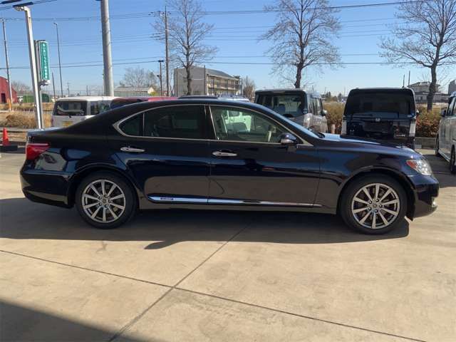 TOYOTA LEXUS LS600h 2010