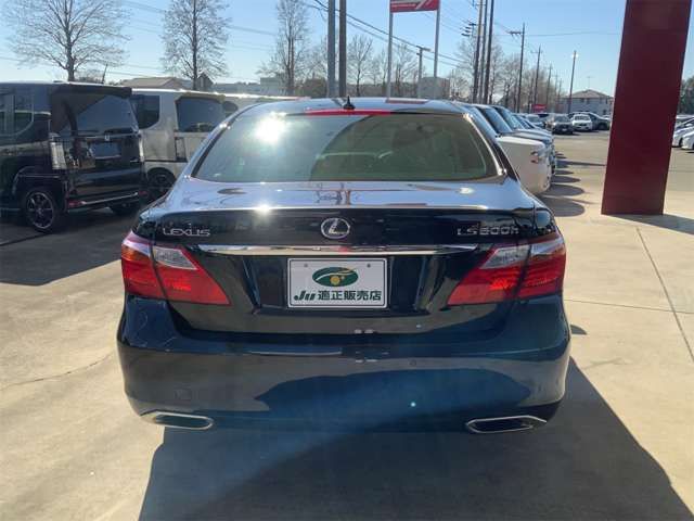 TOYOTA LEXUS LS600h 2010